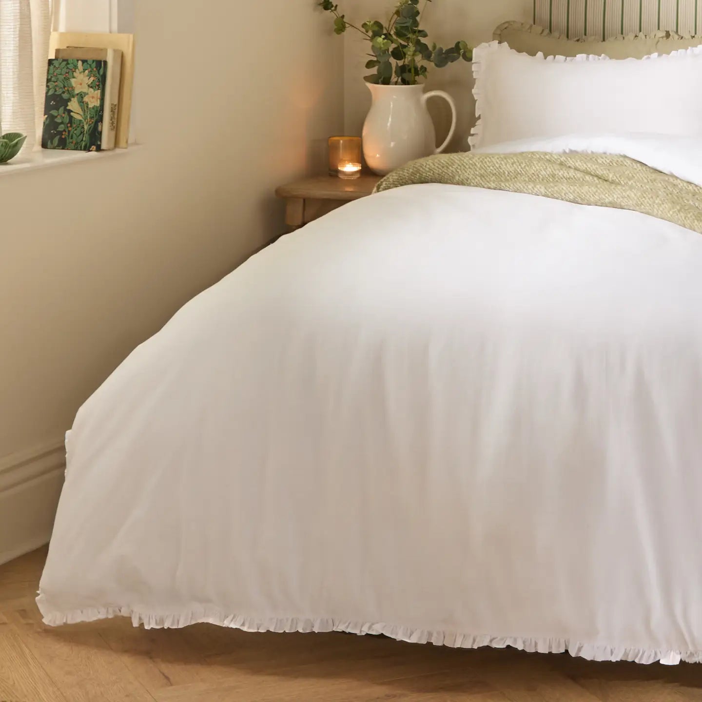 Tilly 100% cotton ruffle duvet set